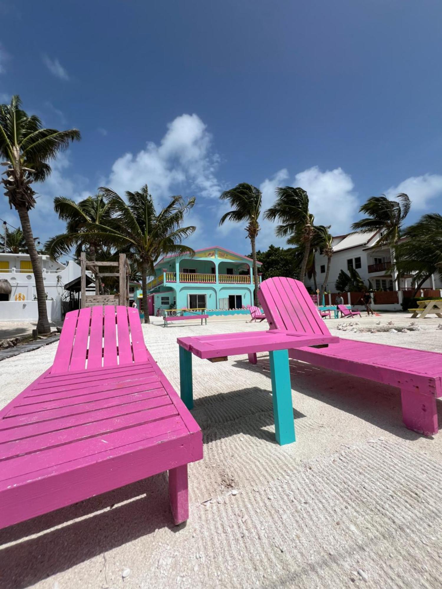 Barefoot Beach Belize Caye Caulker Exterior photo