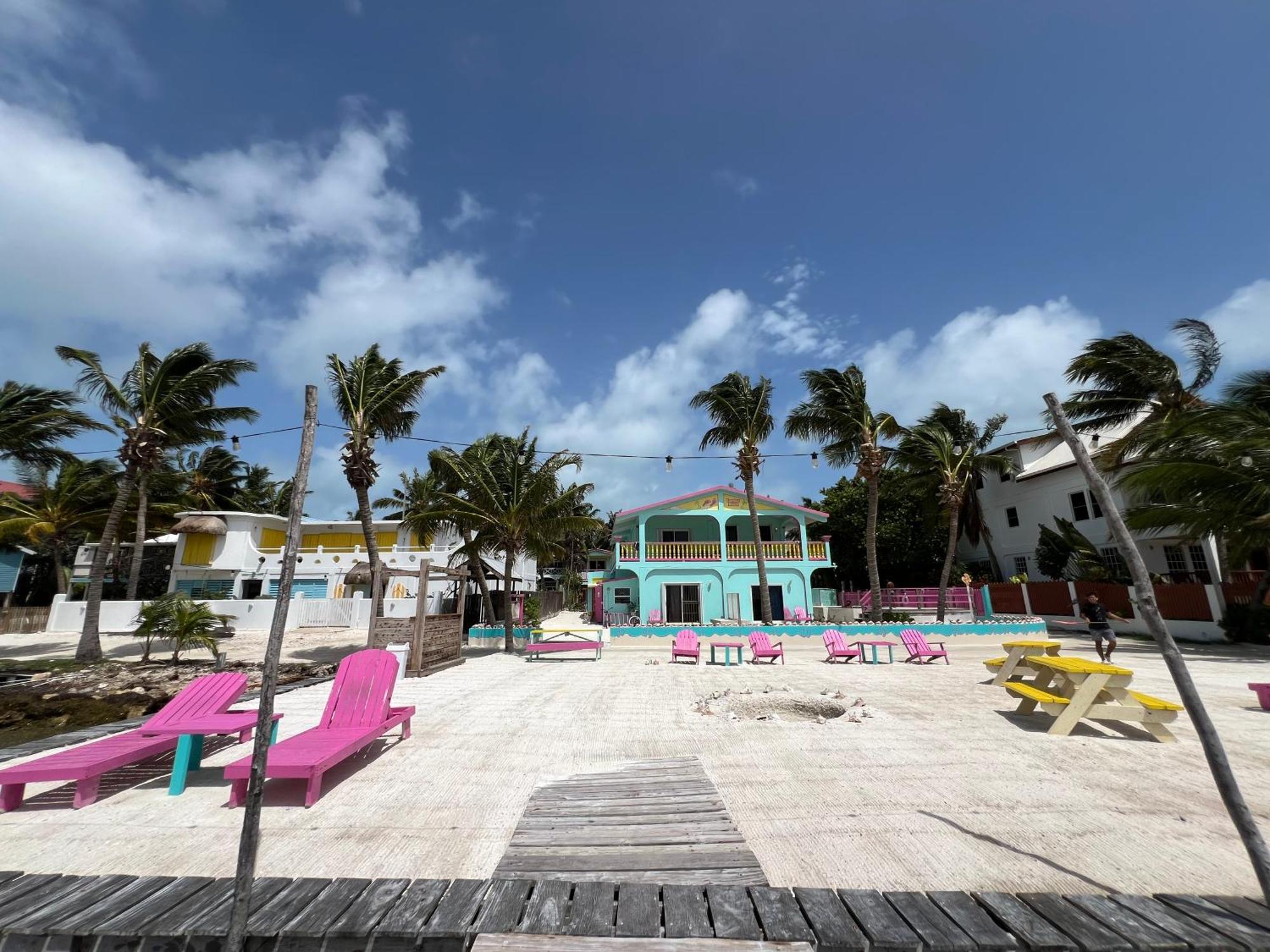 Barefoot Beach Belize Caye Caulker Exterior photo