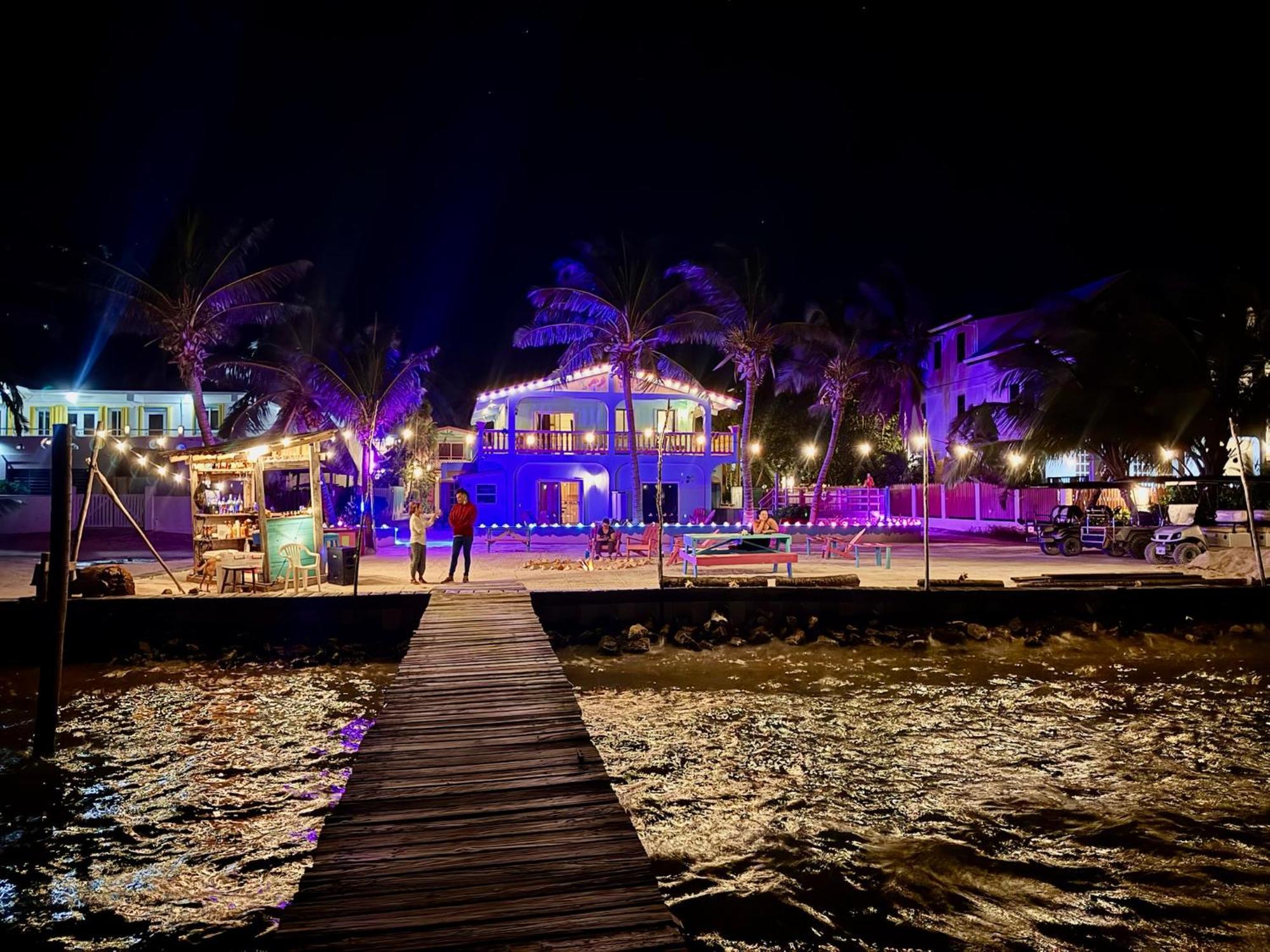 Barefoot Beach Belize Caye Caulker Exterior photo
